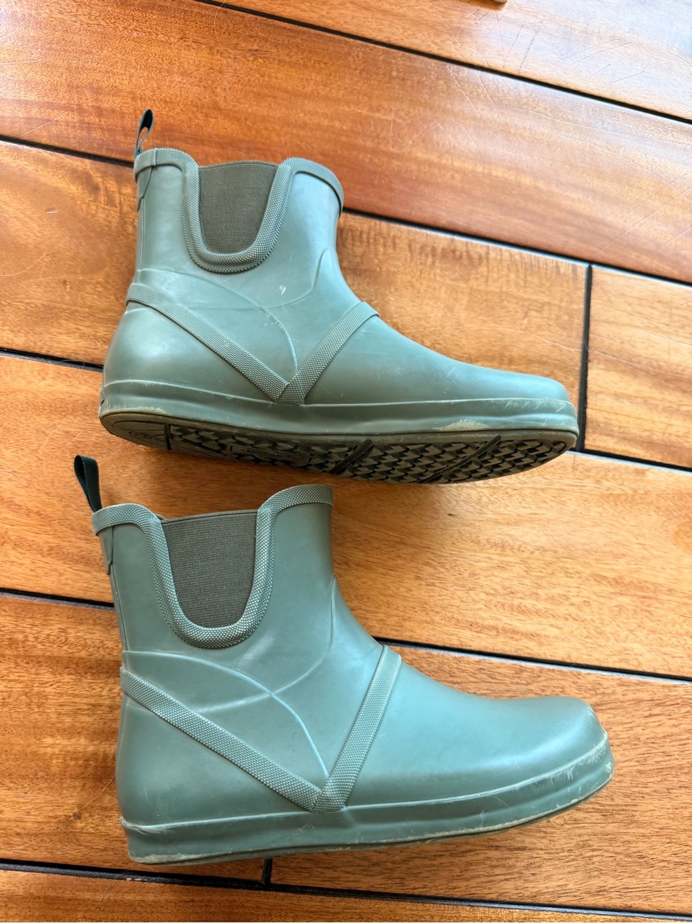 Xero Gracie Minimalist Rain Boots in Hunter Green